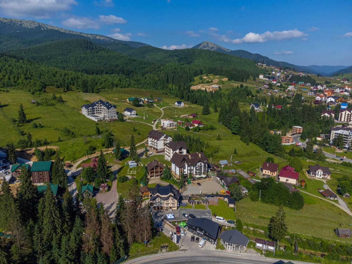 Guest House Turda Bukovel Eksteriør bilde