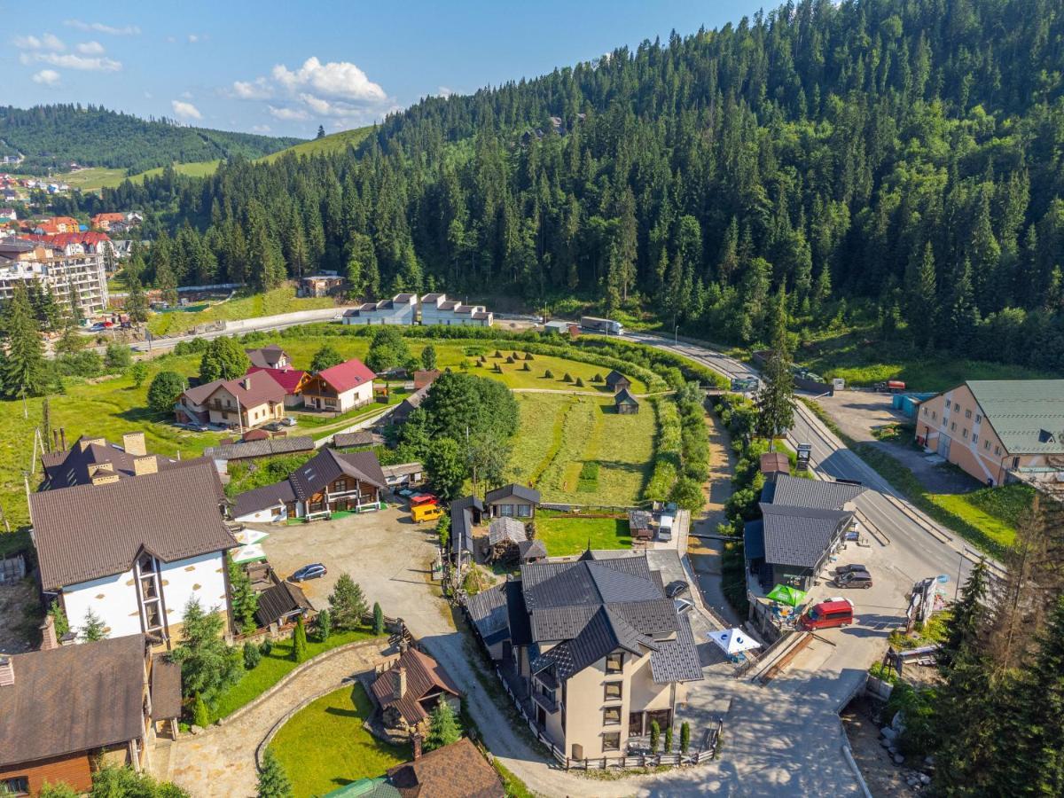 Guest House Turda Bukovel Eksteriør bilde