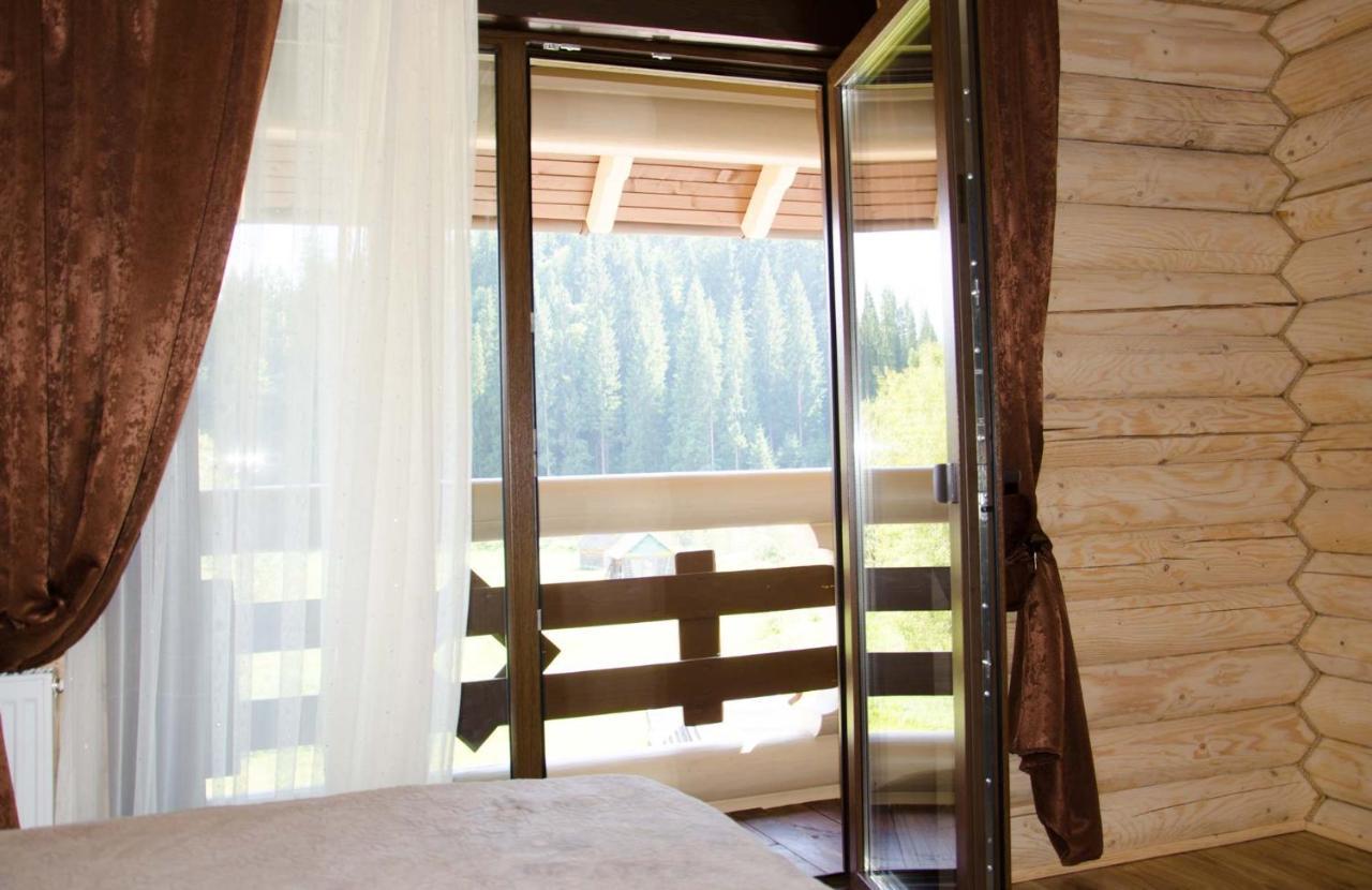 Guest House Turda Bukovel Eksteriør bilde